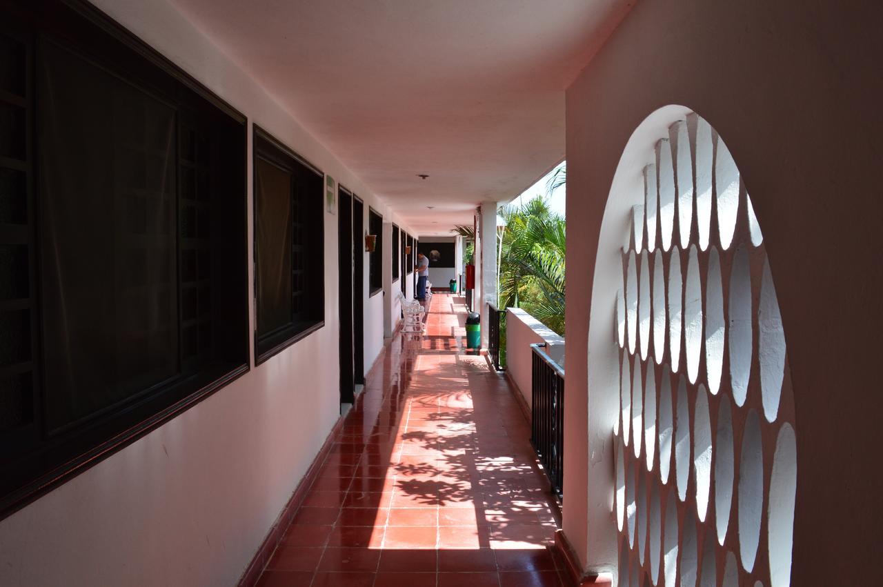 Hotel San Clemente วัลลาโดลิด ภายนอก รูปภาพ