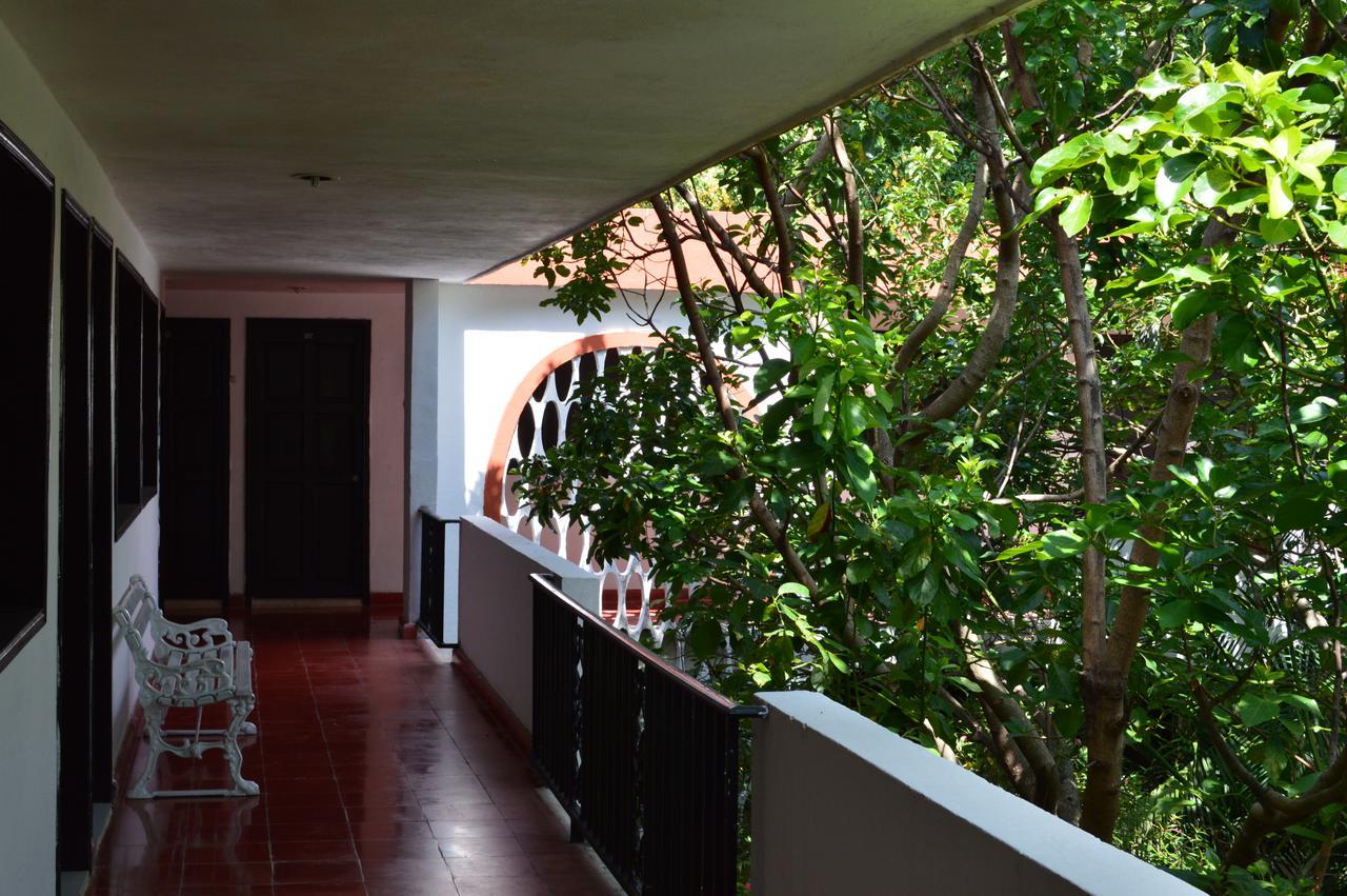 Hotel San Clemente วัลลาโดลิด ภายนอก รูปภาพ
