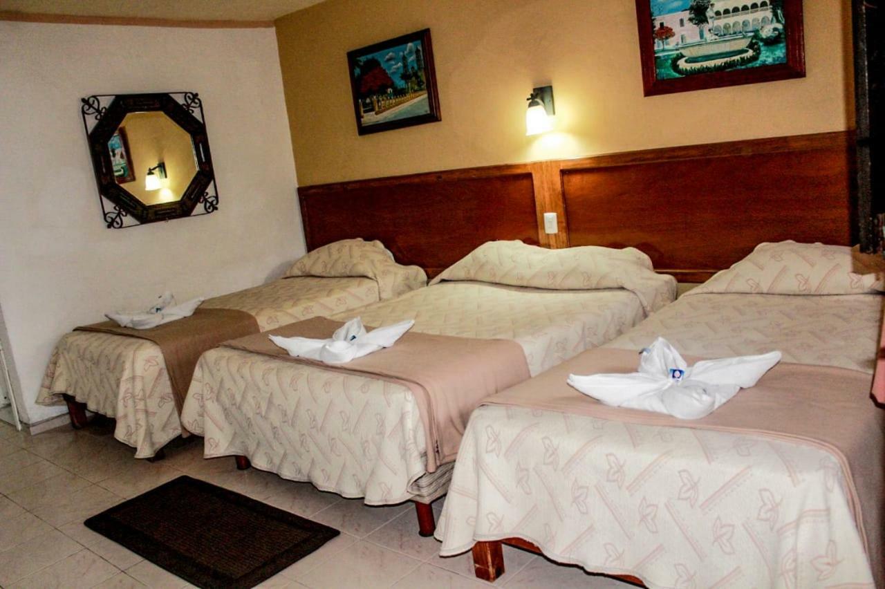 Hotel San Clemente วัลลาโดลิด ภายนอก รูปภาพ